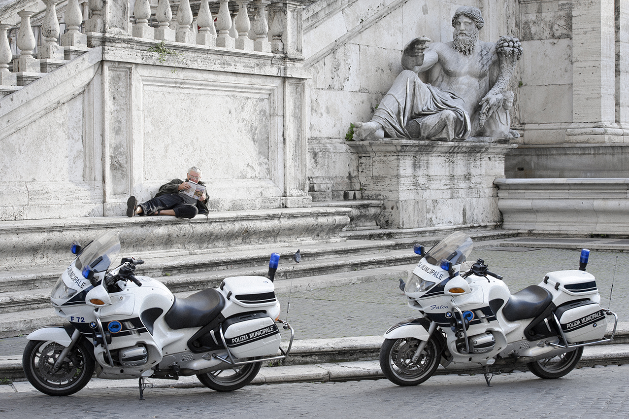 Police Street Photography par Sylvain Gelineau Photographe Professionnel à Toulouse